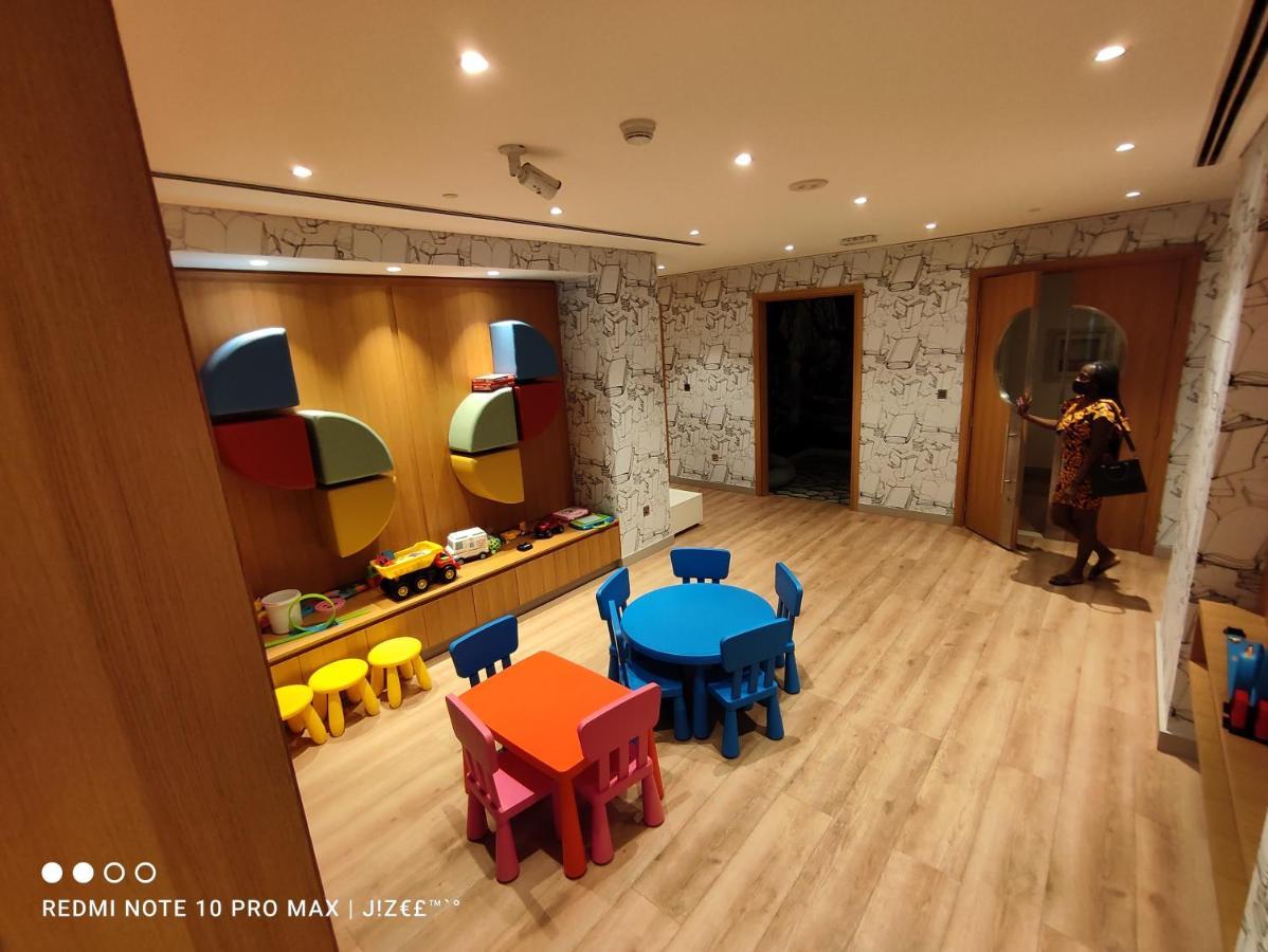 Notable 2Br At Sobha Hartland Greens Mbr City By Deluxe Holiday Homes Dubai Eksteriør bilde