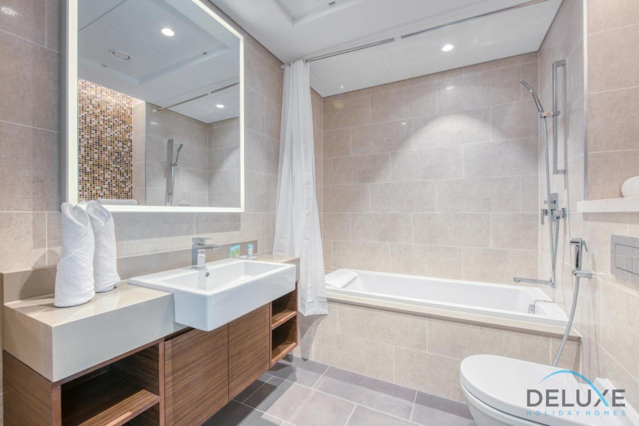 Notable 2Br At Sobha Hartland Greens Mbr City By Deluxe Holiday Homes Dubai Eksteriør bilde